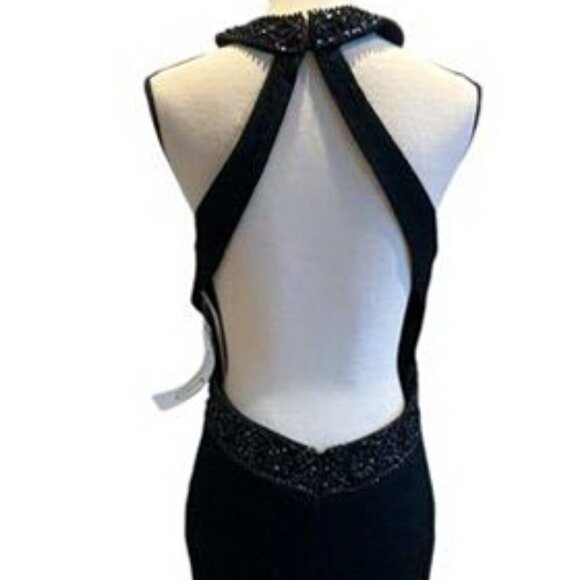 Morrell Maxie Black Lace Beaded Embellished Illusion Halter Gown - Picture 3 of 4
